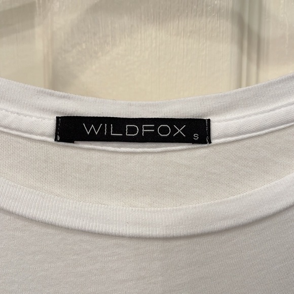 Wildfox Rose All Day White V Neck Short Sleeve Tee Size Small - Picture 7 of 7